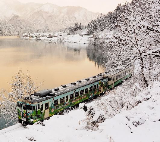 【雪夢幻東北三溫泉5日】<br/>藏王樹冰纜車.銀山溫泉.雪中會津鐵道.採果樂.雪上活動.米澤牛(仙台進新瀉出)